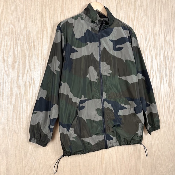 Wild Fable Oversized Camo Windbreaker Jacket - Picture 5 of 10
